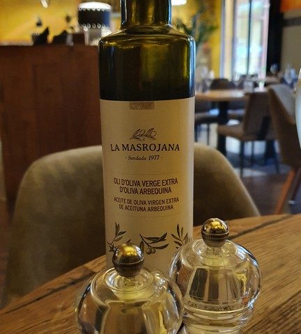 https://karpatiaettermek.hu/wp-content/uploads/2020/11/Tapassio-bar-2-432x480.jpg