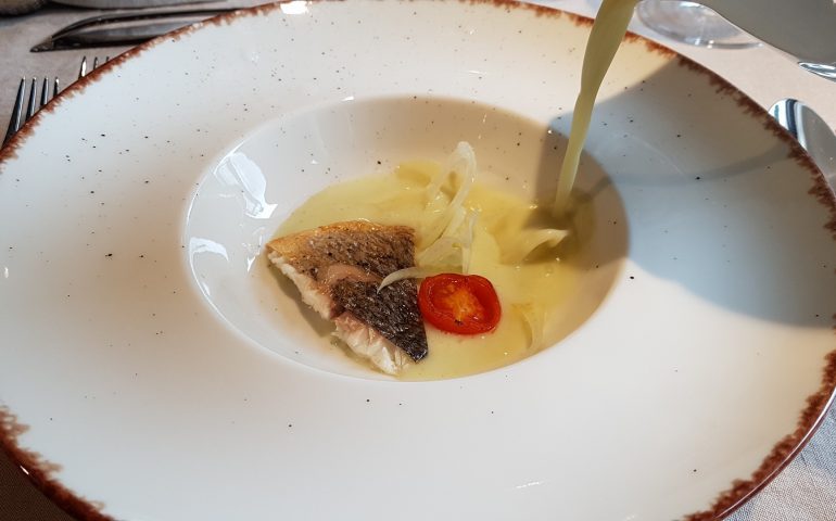 https://karpatiaettermek.hu/wp-content/uploads/2020/12/Balvanyosfurdo-Fork-TE-etterem-4-770x480.jpg