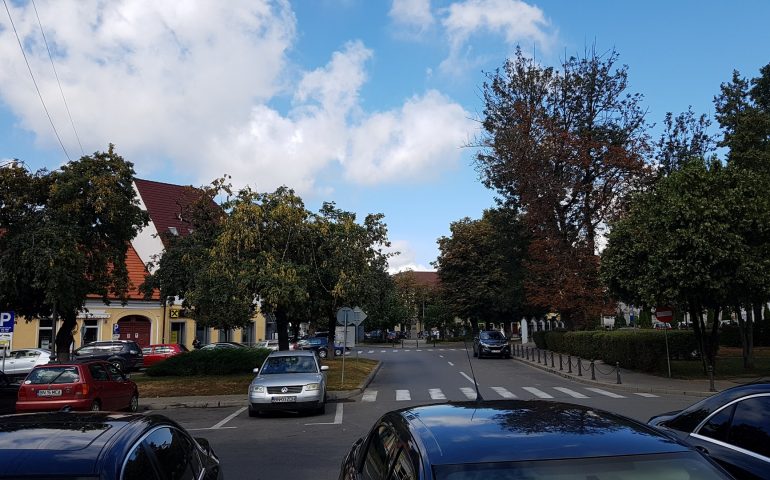 https://karpatiaettermek.hu/wp-content/uploads/2020/12/Beszterce-Business-bistro-TE-1-770x480.jpg