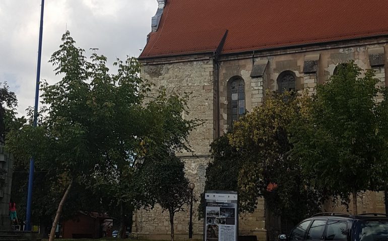 https://karpatiaettermek.hu/wp-content/uploads/2020/12/Beszterce-Business-bistro-TE-8-770x480.jpg