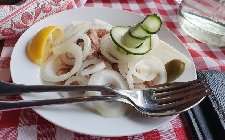 https://karpatiaettermek.hu/wp-content/uploads/2020/12/Bezdan-Pikec-csarda-5-770x480.jpg