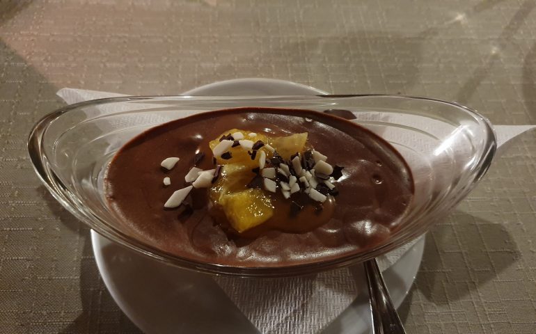 https://karpatiaettermek.hu/wp-content/uploads/2020/12/Brasso-Bella-Muzica-etterem-8-770x480.jpg