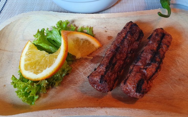 https://karpatiaettermek.hu/wp-content/uploads/2020/12/Csikszereda-Gambrinus-csarda-7-770x480.jpg