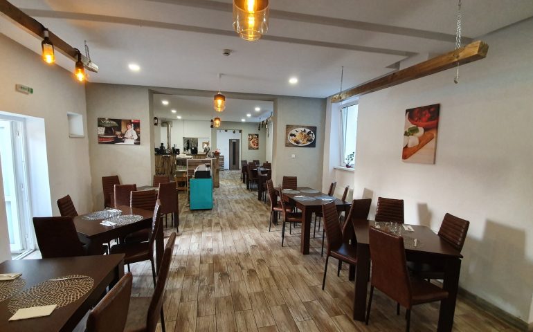 https://karpatiaettermek.hu/wp-content/uploads/2020/12/Csikszereda-Via-Napoli-pizzeria-4-770x480.jpg