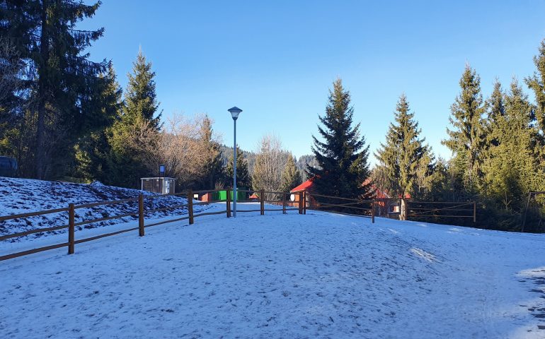 https://karpatiaettermek.hu/wp-content/uploads/2021/01/Csikszereda-Piricske-Mountain-Resort-Hegyi-Piheno-etterem-bar-3-770x480.jpg