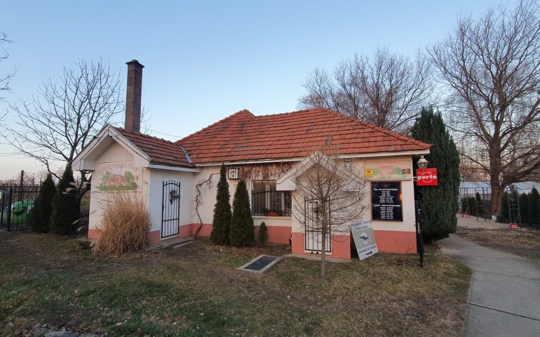 https://karpatiaettermek.hu/wp-content/uploads/2021/01/Dunamocsi-csarda-Carda-Moca-9-770x480.jpg