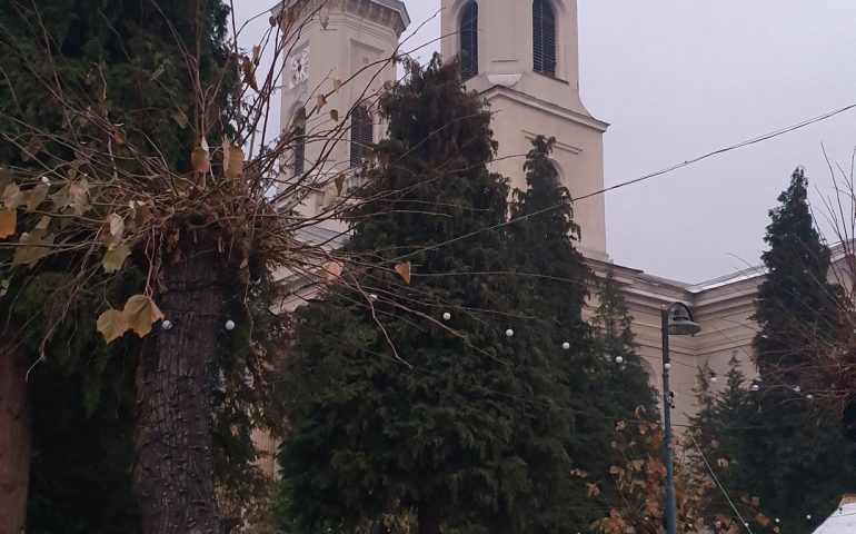 https://karpatiaettermek.hu/wp-content/uploads/2021/01/Felsobanya-Moc-bisztro-8-770x480.jpg