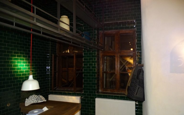 https://karpatiaettermek.hu/wp-content/uploads/2021/01/Kolozsvar-Bistro-1568-Bisztro-8-770x480.jpg