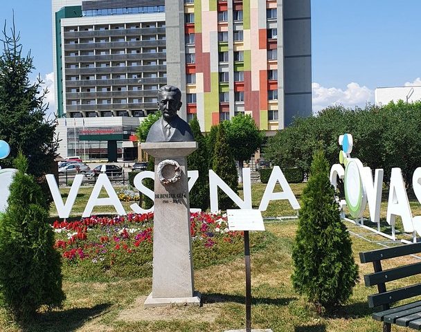 https://karpatiaettermek.hu/wp-content/uploads/2021/01/Kovaszna-Big-Daddy-Etterem-2-608x480.jpg