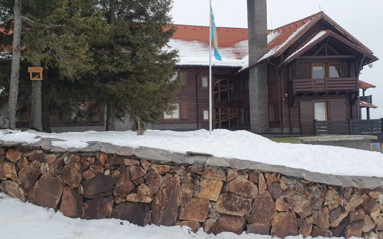 https://karpatiaettermek.hu/wp-content/uploads/2021/01/Madarasi-Hargita-Petho-Etterem-1-770x480.jpg