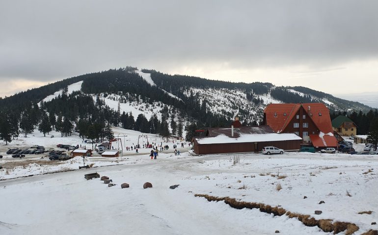 https://karpatiaettermek.hu/wp-content/uploads/2021/01/Madarasi-Hargita-Petho-Etterem-2-770x480.jpg