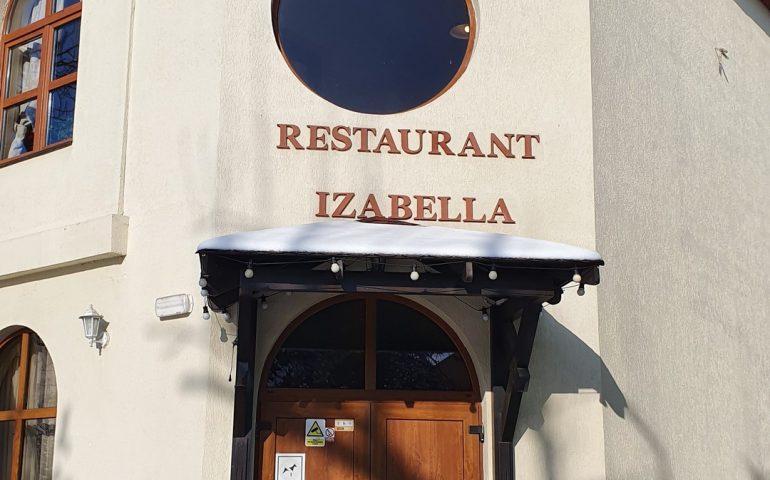 https://karpatiaettermek.hu/wp-content/uploads/2021/01/Marosheviz-Izabella-etterem-2-770x480.jpg