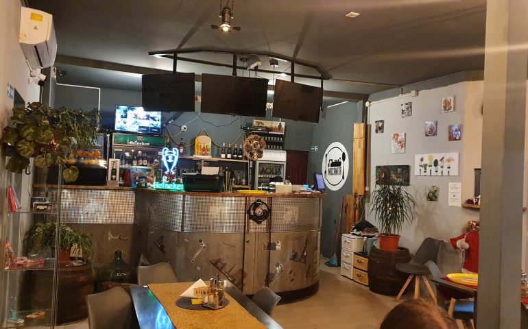 https://karpatiaettermek.hu/wp-content/uploads/2021/01/Marzsina-Mocanita-Steakhouse-Etterem-2-770x480.jpg