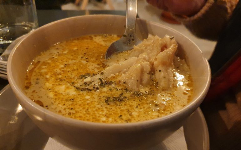 https://karpatiaettermek.hu/wp-content/uploads/2021/01/Marzsina-Mocanita-Steakhouse-Etterem-3-770x480.jpg