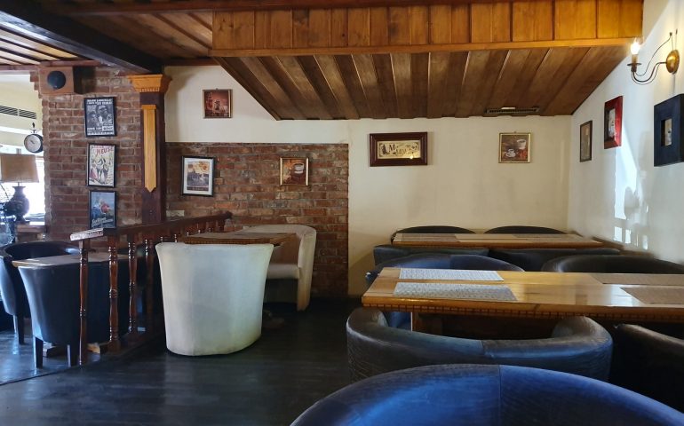 https://karpatiaettermek.hu/wp-content/uploads/2021/01/Nagyszalonta-Melody-pizzeria-3-770x480.jpg