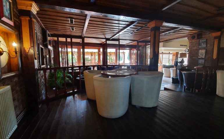 https://karpatiaettermek.hu/wp-content/uploads/2021/01/Nagyszalonta-Melody-pizzeria-4-770x480.jpg