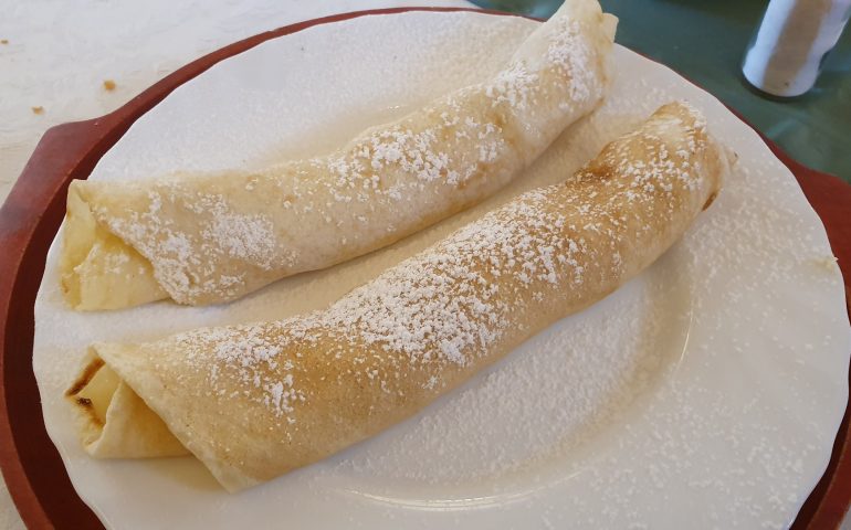 https://karpatiaettermek.hu/wp-content/uploads/2021/01/Parajd-Telegdy-haz-etterem-7-770x480.jpg
