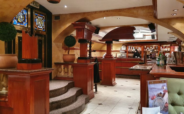 https://karpatiaettermek.hu/wp-content/uploads/2021/01/Szabadka-Renaissance-etterem-es-pizzeria-2-770x480.jpg