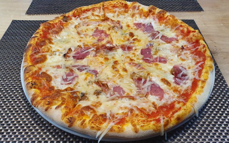 https://karpatiaettermek.hu/wp-content/uploads/2021/01/Szilagysomlyo-Da-Mario-Pizzeria-7-770x480.jpg