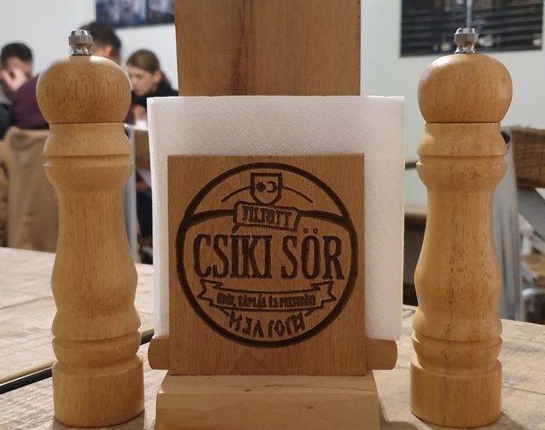 https://karpatiaettermek.hu/wp-content/uploads/2021/01/Temesvar-Csiki-Beer-House-Etterem-5-608x480.jpg