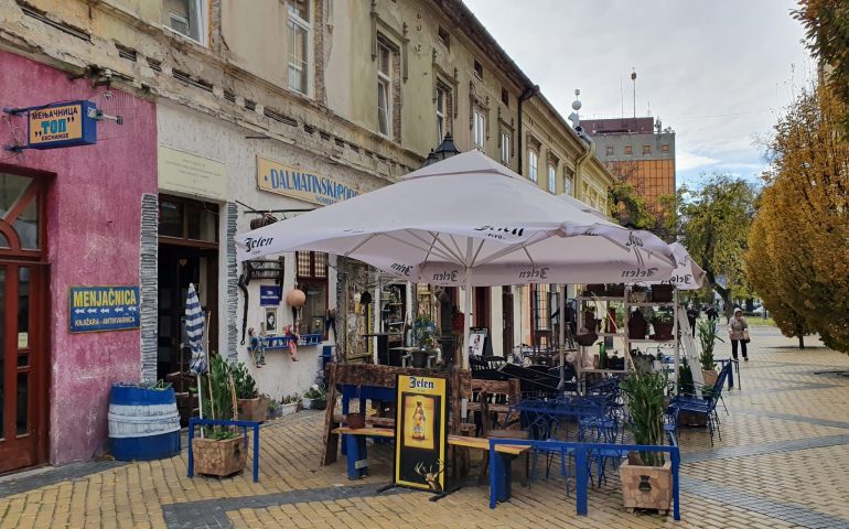 https://karpatiaettermek.hu/wp-content/uploads/2021/01/Zombor-Dalmatinsky-podrum-etterem-1-770x480.jpg