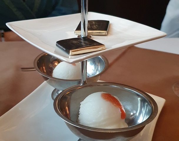 https://karpatiaettermek.hu/wp-content/uploads/2021/02/Budapest-Comme-Chez-Soi-Etterem-6-608x480.jpg