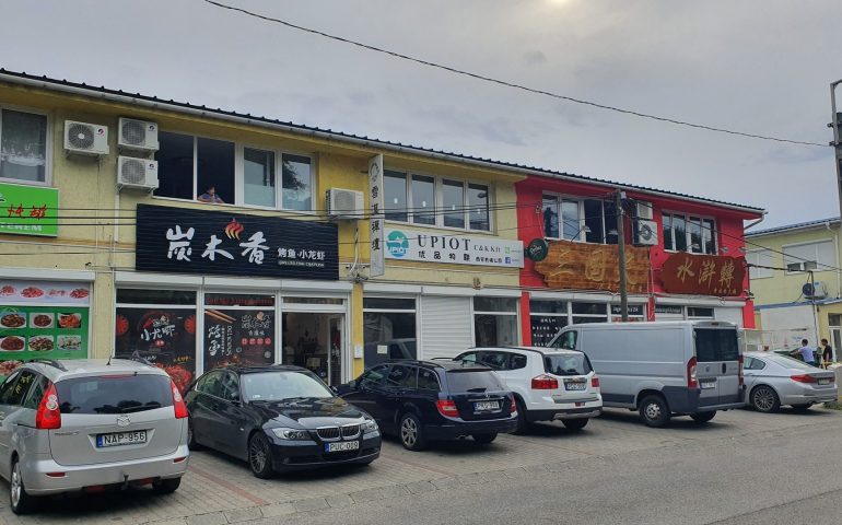 https://karpatiaettermek.hu/wp-content/uploads/2021/02/Budapest-Spicy-Fish-Etterem-2-770x480.jpg