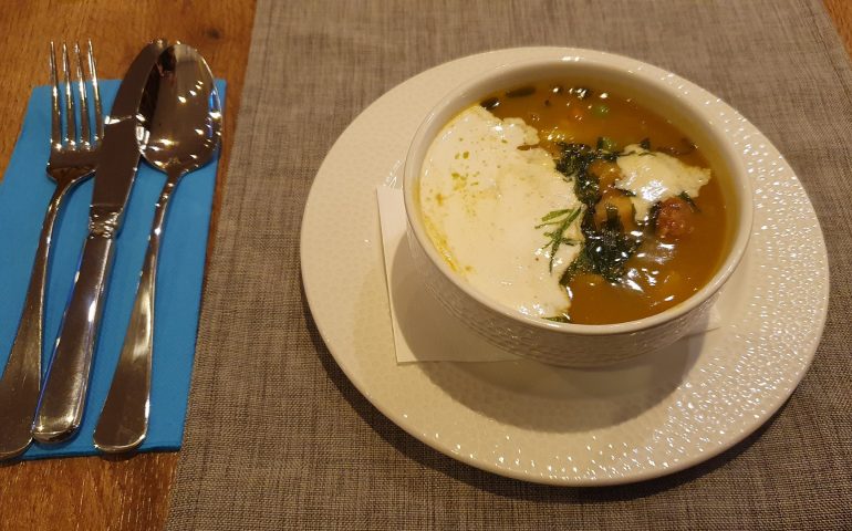 https://karpatiaettermek.hu/wp-content/uploads/2021/02/Budapest-Szek-Etterem-2-770x480.jpg