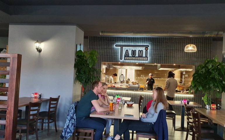 https://karpatiaettermek.hu/wp-content/uploads/2021/02/Kassa-Taumi-Etterem-3-770x480.jpg