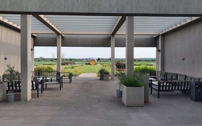 https://karpatiaettermek.hu/wp-content/uploads/2021/02/Somlovasarhely-Kreinbacher-Etterem-9-770x480.jpg
