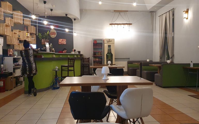 https://karpatiaettermek.hu/wp-content/uploads/2021/03/Elesd-Central-Bistro-2-770x480.jpg