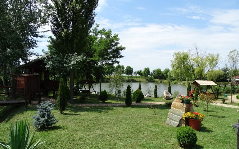 https://karpatiaettermek.hu/wp-content/uploads/2021/03/Nagyszalonta-Horgony-Etterem-7-770x480.jpg