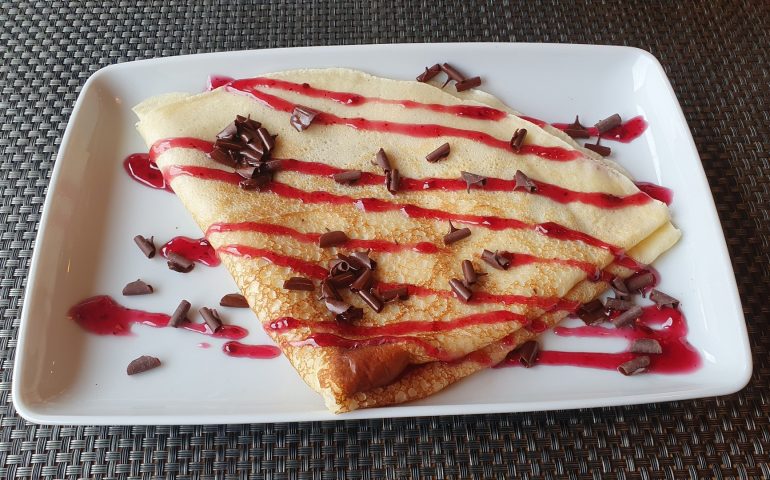 https://karpatiaettermek.hu/wp-content/uploads/2021/03/Nagyszalonta-Street-Food-Bisztro-6-770x480.jpg