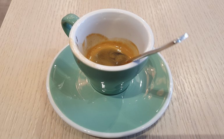 https://karpatiaettermek.hu/wp-content/uploads/2021/03/Nagyvarad-Ristretto-Kavezo-6-770x480.jpg