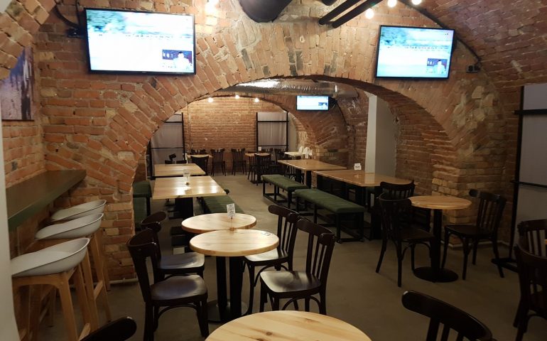 https://karpatiaettermek.hu/wp-content/uploads/2021/04/Budapest-KEG-Sormuvhaz-2-770x480.jpg