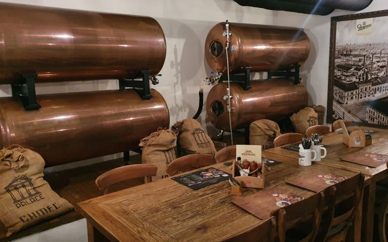 https://karpatiaettermek.hu/wp-content/uploads/2021/04/Pozsony-Beer-Palace-Gasztro-Kocsma-4-770x480.jpg