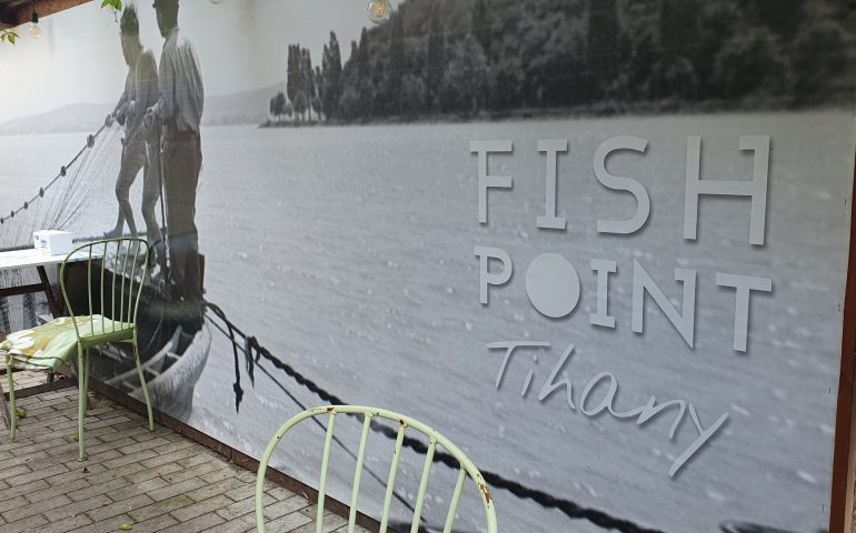 https://karpatiaettermek.hu/wp-content/uploads/2021/04/Tihany-Fish-Point-Etterem-1-770x480.jpg