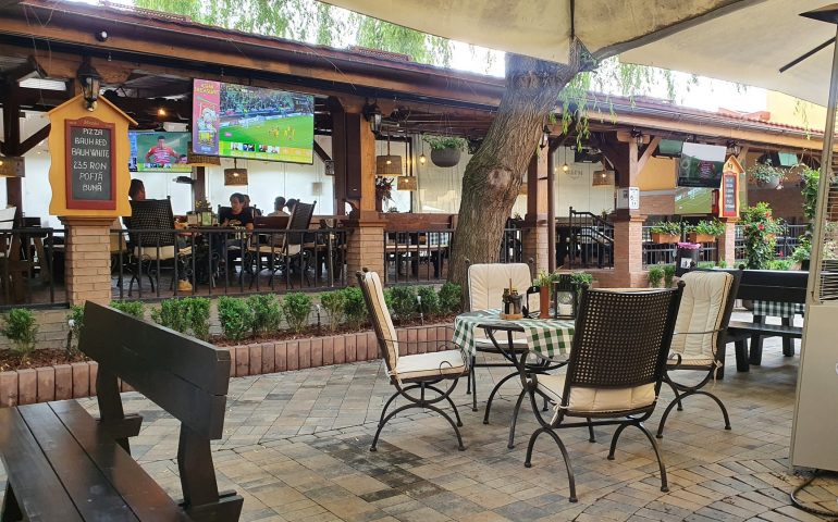 https://karpatiaettermek.hu/wp-content/uploads/2021/06/Erzsebetvaros-Baum-bistroteca-Bisztro-3-770x480.jpg