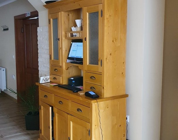 https://karpatiaettermek.hu/wp-content/uploads/2021/06/Farkaslaka-Hadnagy-Etterem-5-608x480.jpg
