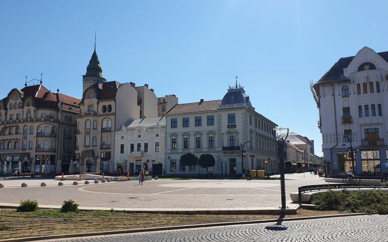 https://karpatiaettermek.hu/wp-content/uploads/2021/06/Nagyvarad-Ristretto-2-Kavezo-1-770x480.jpg