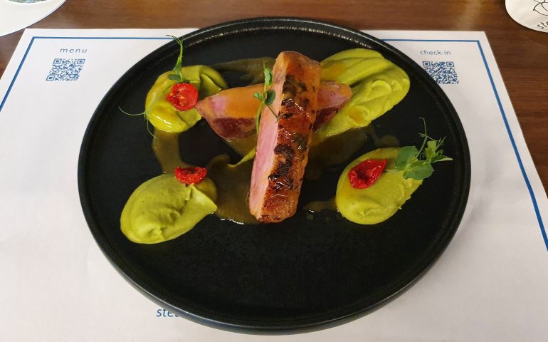 https://karpatiaettermek.hu/wp-content/uploads/2021/06/Nagyvarad-Steak-Hub-Etterem-5-770x480.jpg