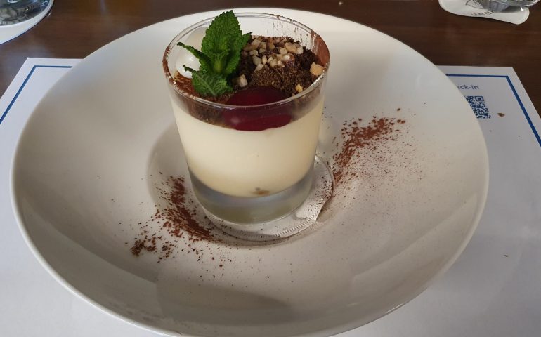 https://karpatiaettermek.hu/wp-content/uploads/2021/06/Nagyvarad-Steak-Hub-Etterem-6-770x480.jpg