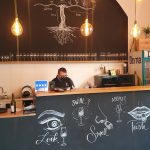 https://karpatiaettermek.hu/wp-content/uploads/2021/06/Temesvar-Wineguy-Borbar-4-150x150.jpg