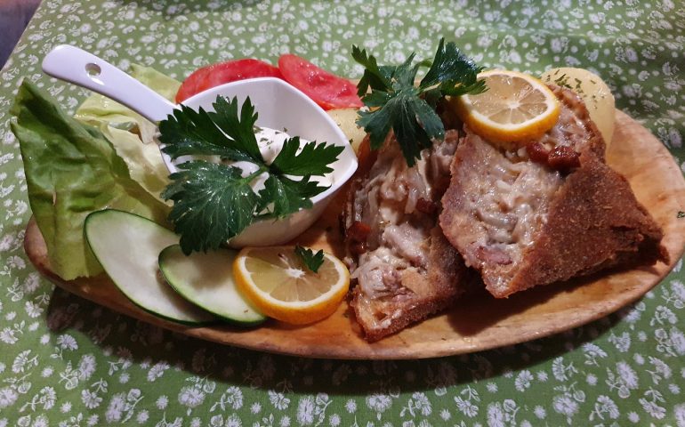 https://karpatiaettermek.hu/wp-content/uploads/2021/08/Ada-Galiba-Csarda-7-770x480.jpg