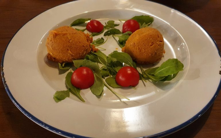 https://karpatiaettermek.hu/wp-content/uploads/2021/08/Bellye-Csingi-Lingi-Csarda-7-770x480.jpg