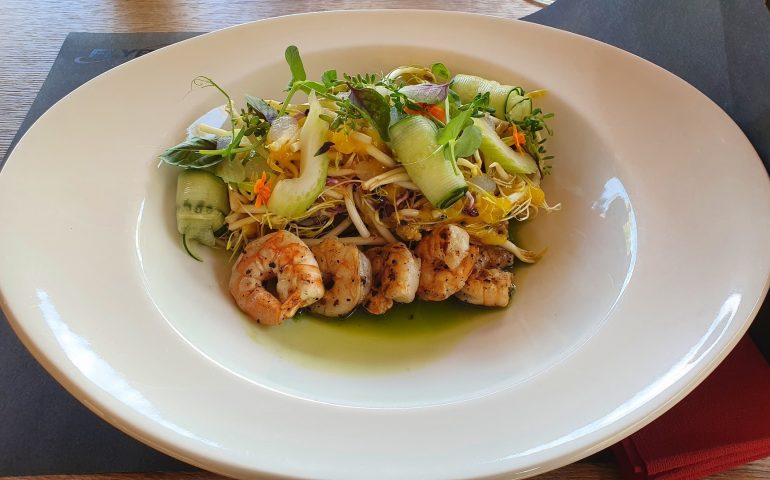 https://karpatiaettermek.hu/wp-content/uploads/2021/08/Budaors-Flyby-Steakhouse-Etterem-5-770x480.jpg