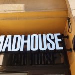 https://karpatiaettermek.hu/wp-content/uploads/2021/08/Budapest-Madhouse-Gasztrokocsma-Etterem-1-150x150.jpg