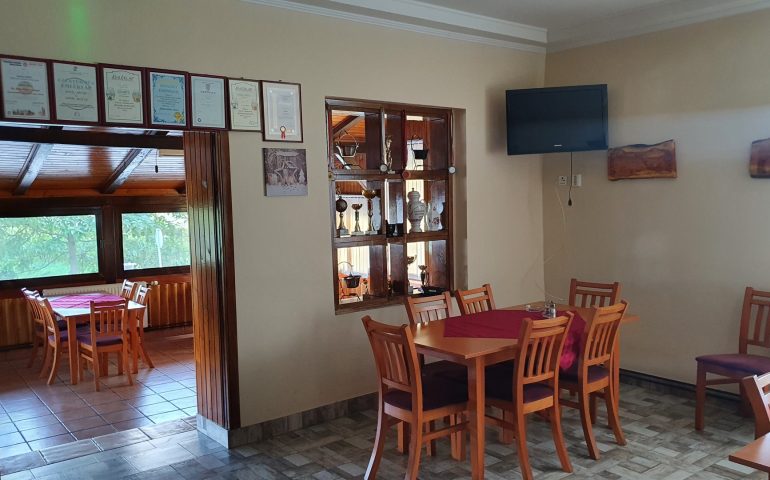 https://karpatiaettermek.hu/wp-content/uploads/2021/08/Csuza-Kovacs-Csarda-4-770x480.jpg