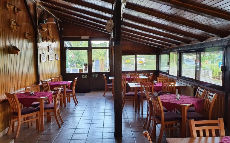 https://karpatiaettermek.hu/wp-content/uploads/2021/08/Csuza-Kovacs-Csarda-5-770x480.jpg