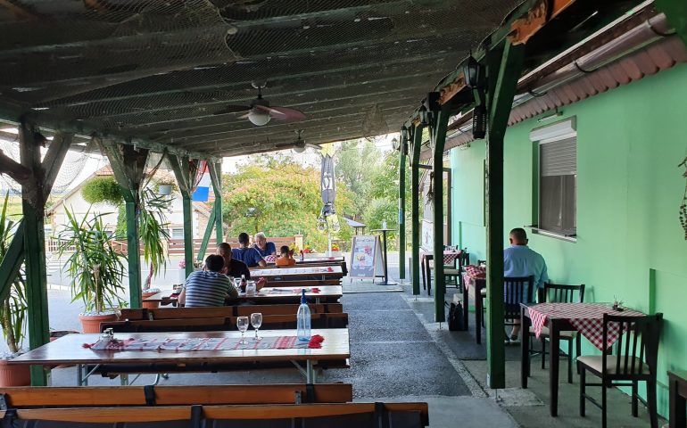 https://karpatiaettermek.hu/wp-content/uploads/2021/08/Csuza-Kovacs-Csarda-7-770x480.jpg